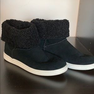 ugg mika classic sneaker boots